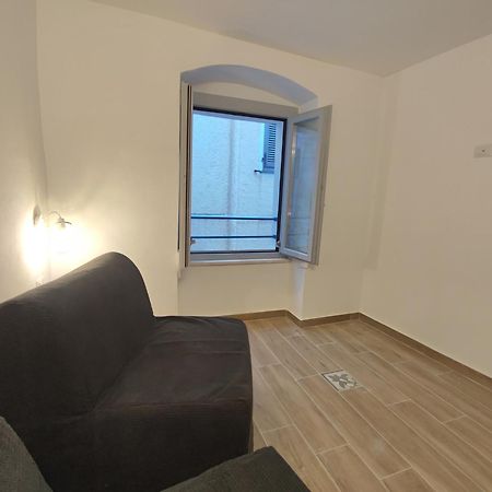 مبيت وإفطار كاستيلساردو Residenza Nel Borgo L'Appusentu المظهر الخارجي الصورة