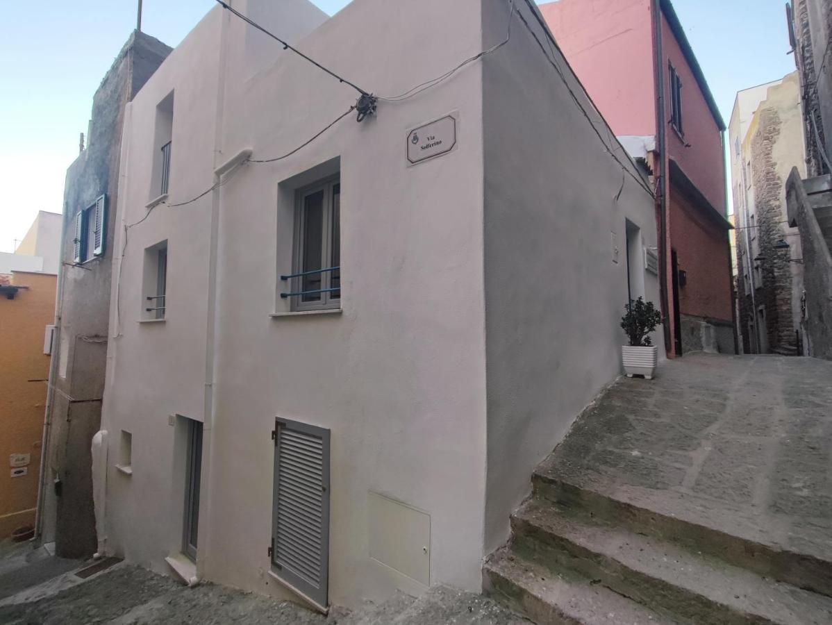 مبيت وإفطار كاستيلساردو Residenza Nel Borgo L'Appusentu المظهر الخارجي الصورة